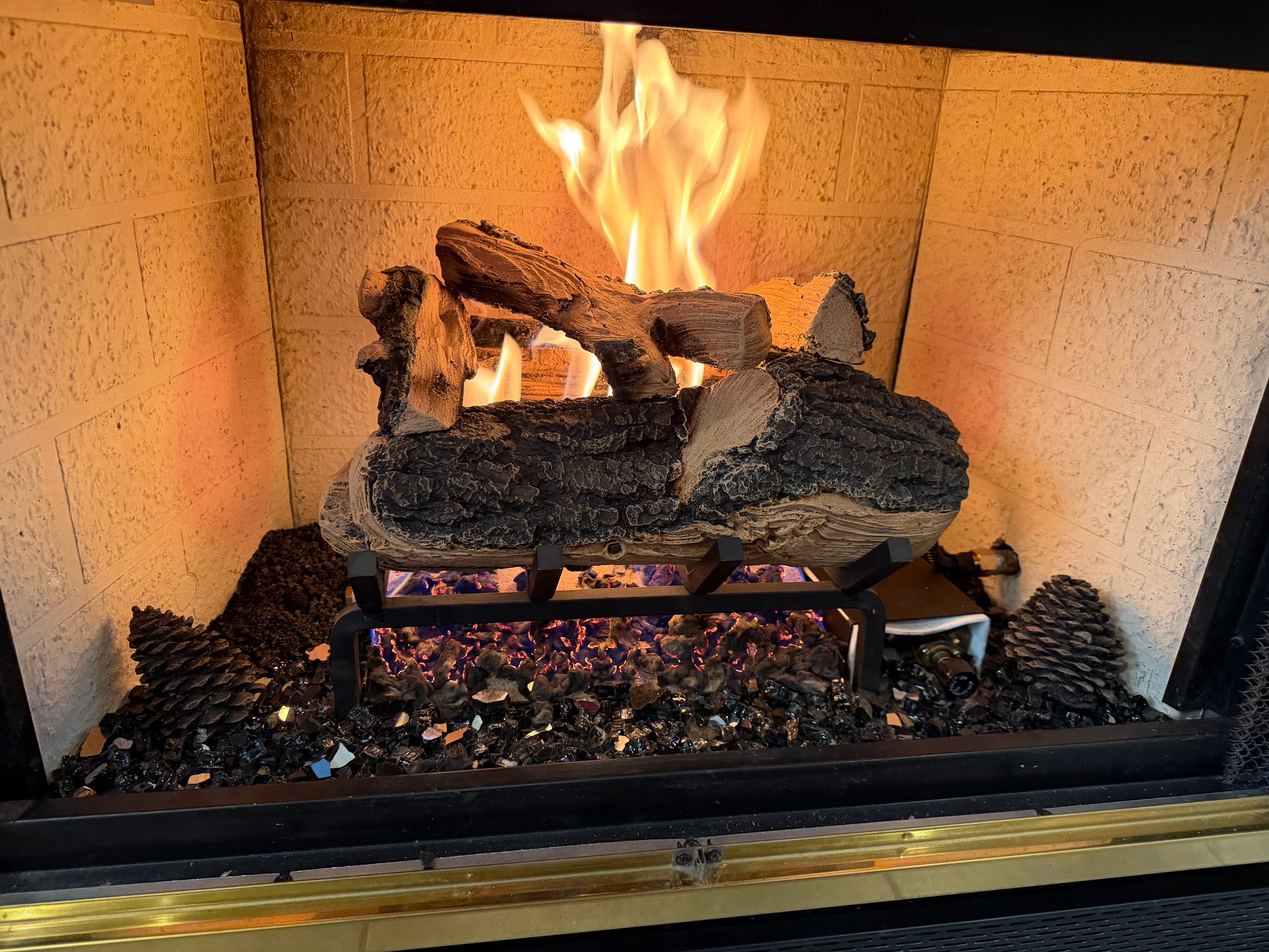 Project Revamped Gas Fireplace for a Cozy Home image