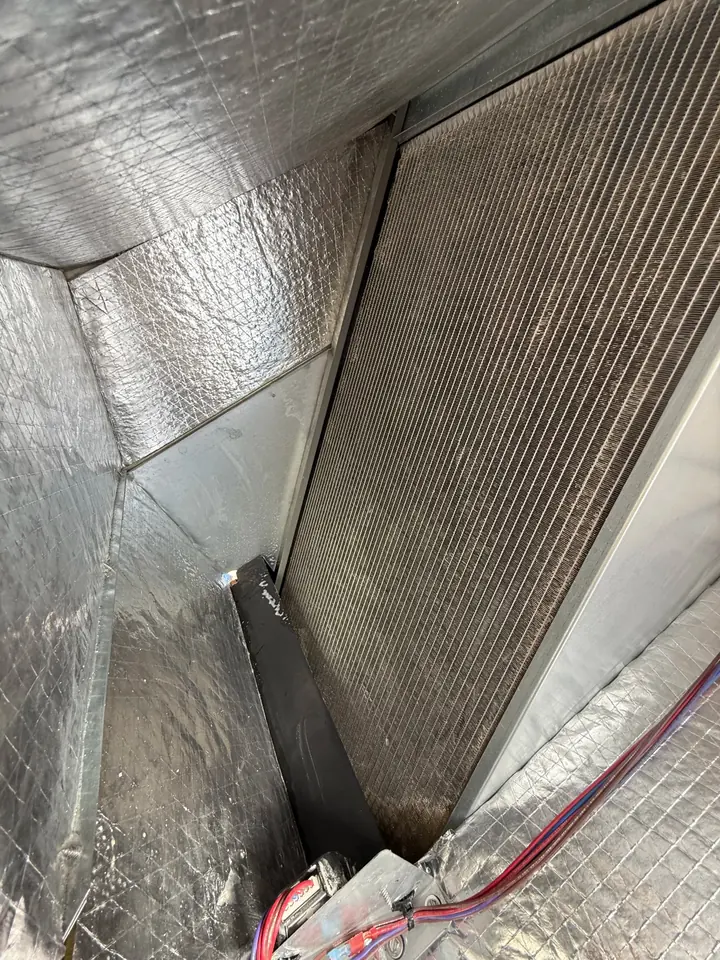 Filter rack inside a foil lined duct cabinet
